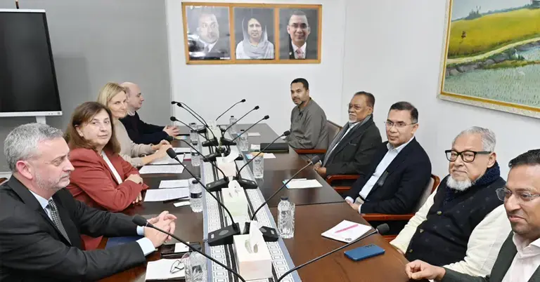 নির্বাচনের পরেই ইউরোপের সহযোগিতা চান তারেক রহমান: গুলশানে ইইউ রাষ্ট্রদূতের সঙ্গে গুরুত্বপূর্ণ বৈঠক!